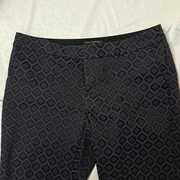 BANANA Republic Martin Fit Capri Dress‎ Pants - Picture 3 of 14